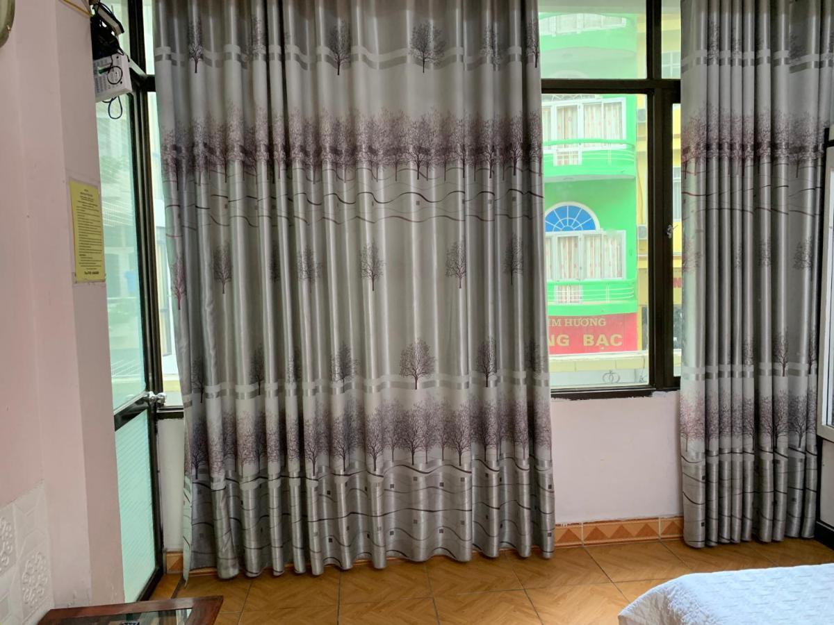 Discovery Travel Homestay Ha Long Buitenkant foto